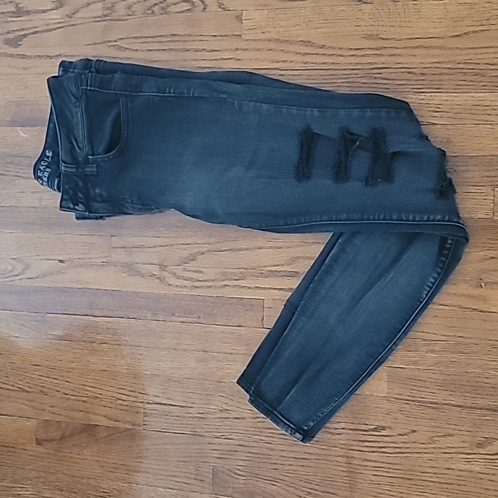 Black Distressed AE Jeggings